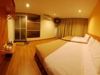 906 Hotel Batu Berendam Малакка Экстерьер фото